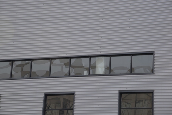 Budynki stalowe o rozpiętości 50 m Q235B Prefabrykowany warsztat metalowy
